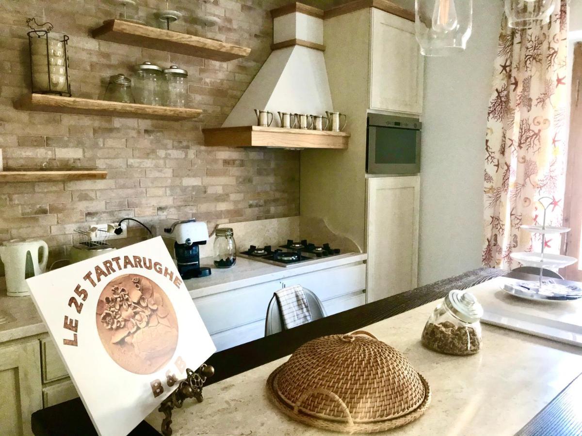 Bed and Breakfast Le 25 Tartarughe Санта-Тереза-Галлура Екстер'єр фото
