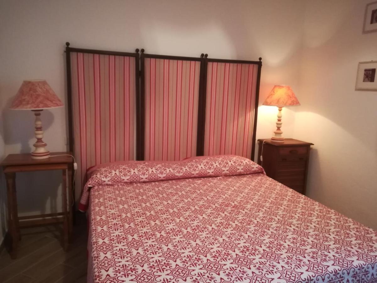 Bed and Breakfast Le 25 Tartarughe Санта-Тереза-Галлура Екстер'єр фото