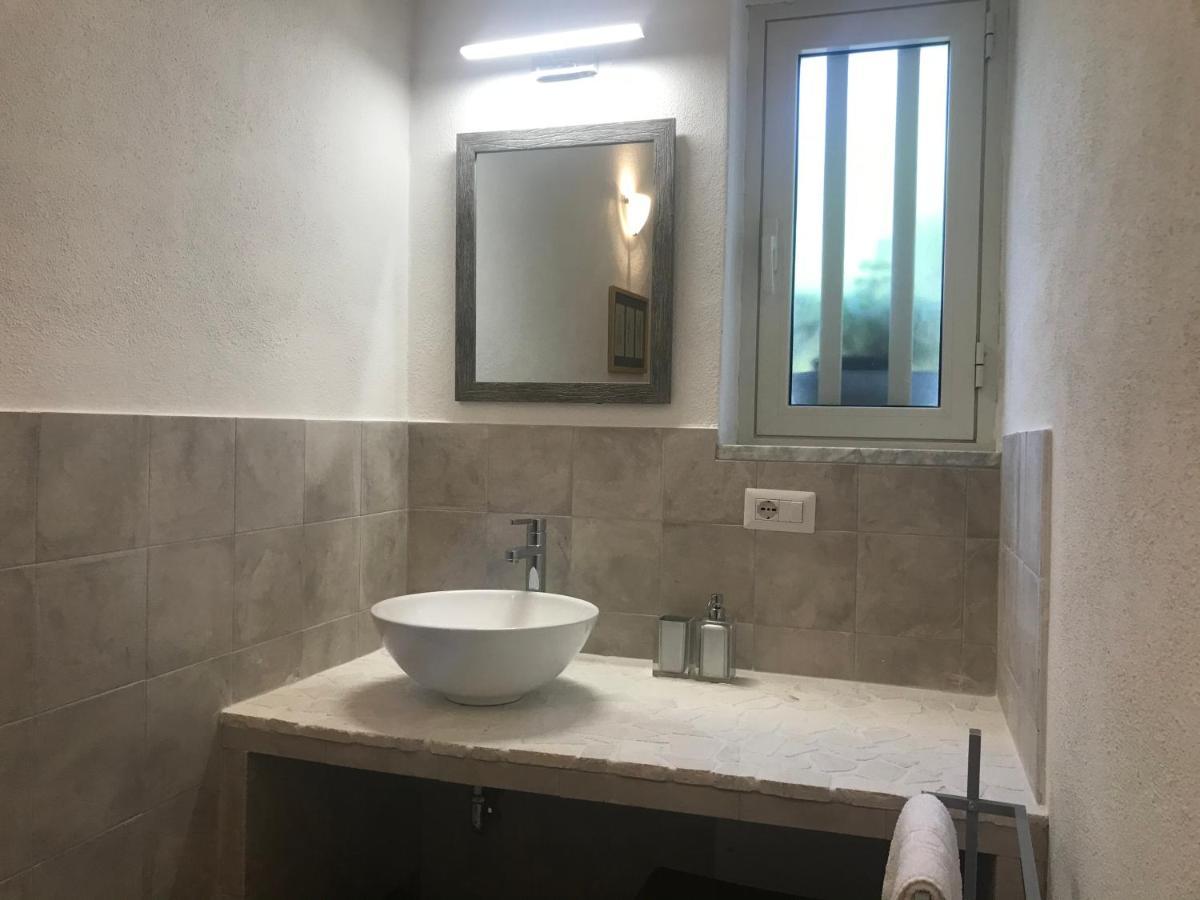 Bed and Breakfast Le 25 Tartarughe Санта-Тереза-Галлура Екстер'єр фото