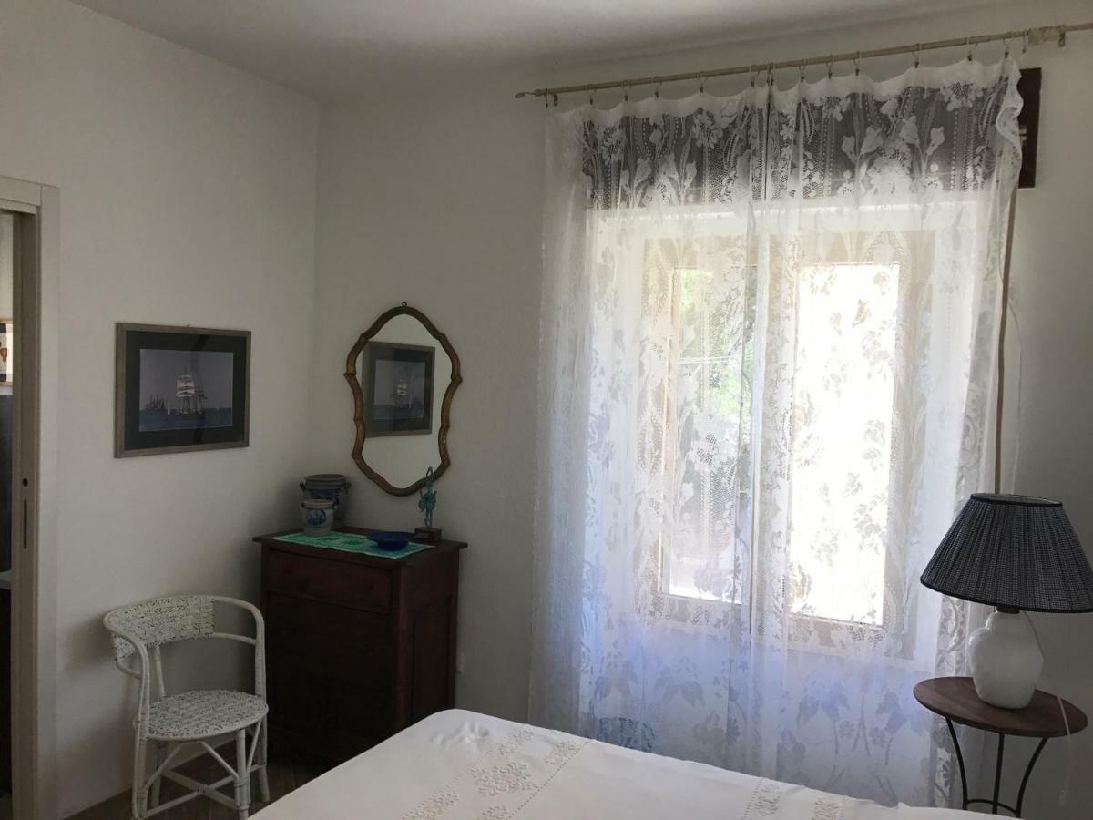 Bed and Breakfast Le 25 Tartarughe Санта-Тереза-Галлура Екстер'єр фото