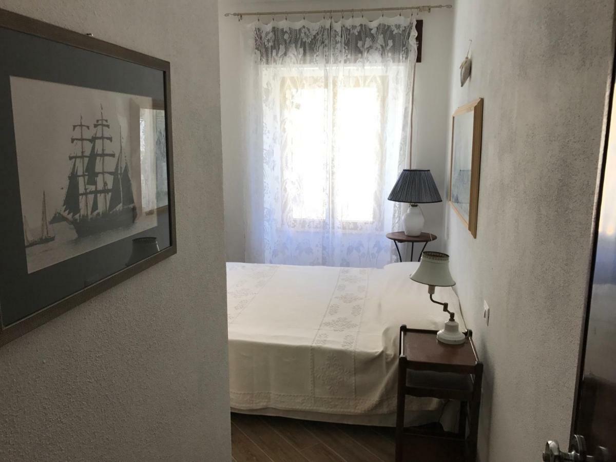Bed and Breakfast Le 25 Tartarughe Санта-Тереза-Галлура Екстер'єр фото